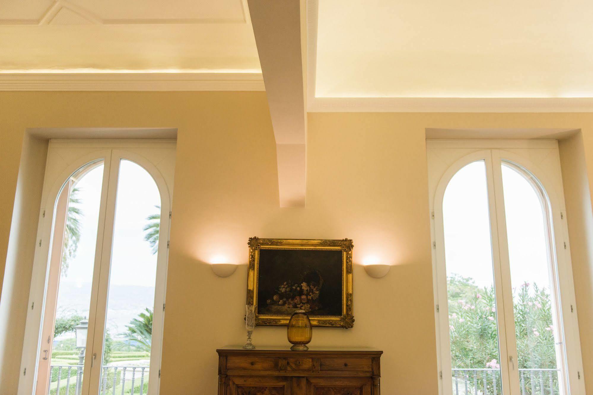 Villa Pulejo Messina Buitenkant foto